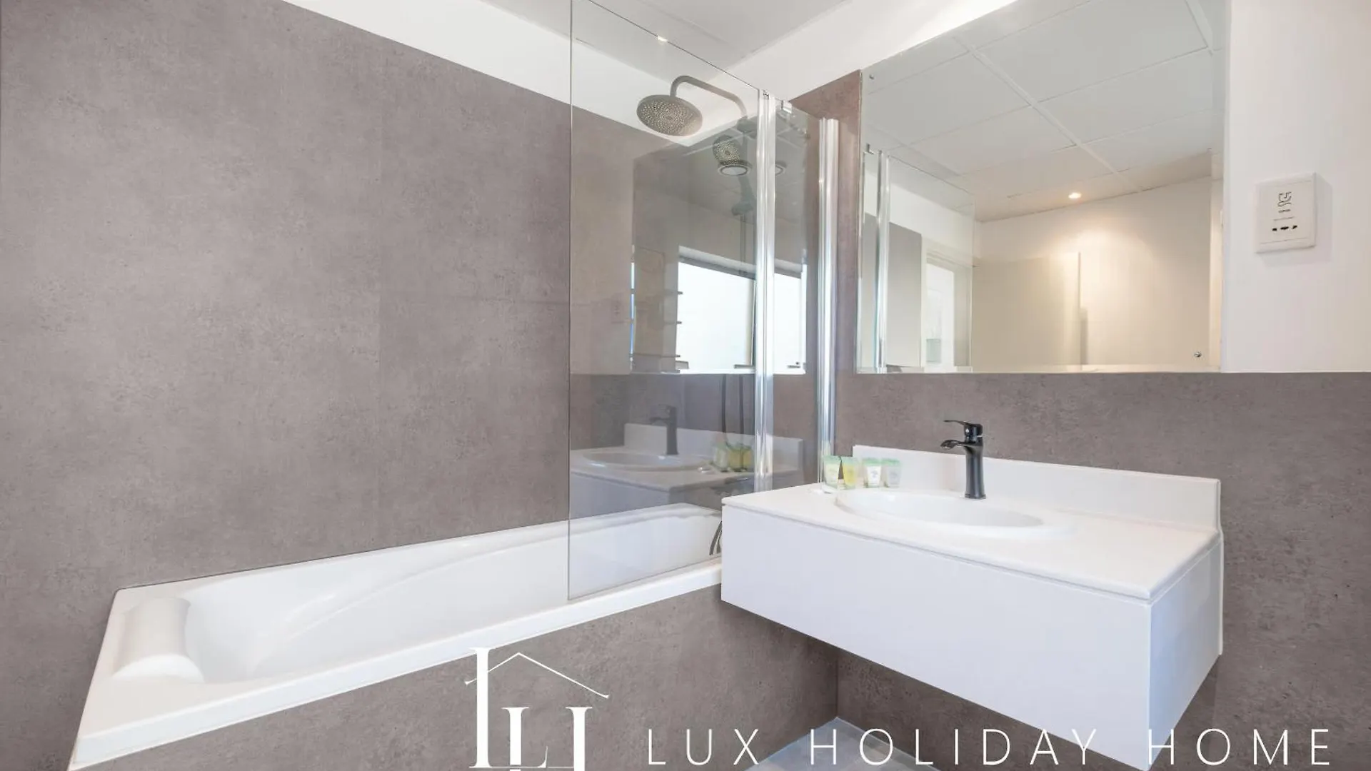 Lux The Luxurious Central Jbr Suite ドバイ アラブ首長国連邦